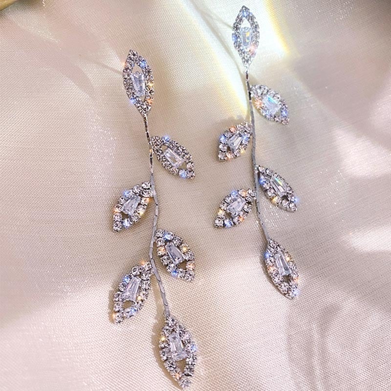 高級感溢れる 気質溢れる 女性力を高める ピアス アクセサリー<ins-3652>
