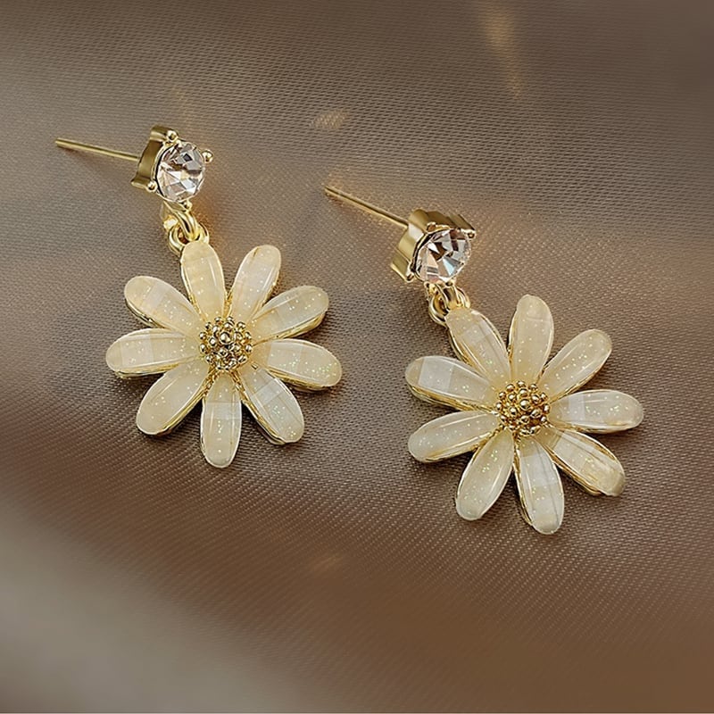 美人度アップ チャーミング 合わせやすい イアリング アクセサリー<ins-3066>