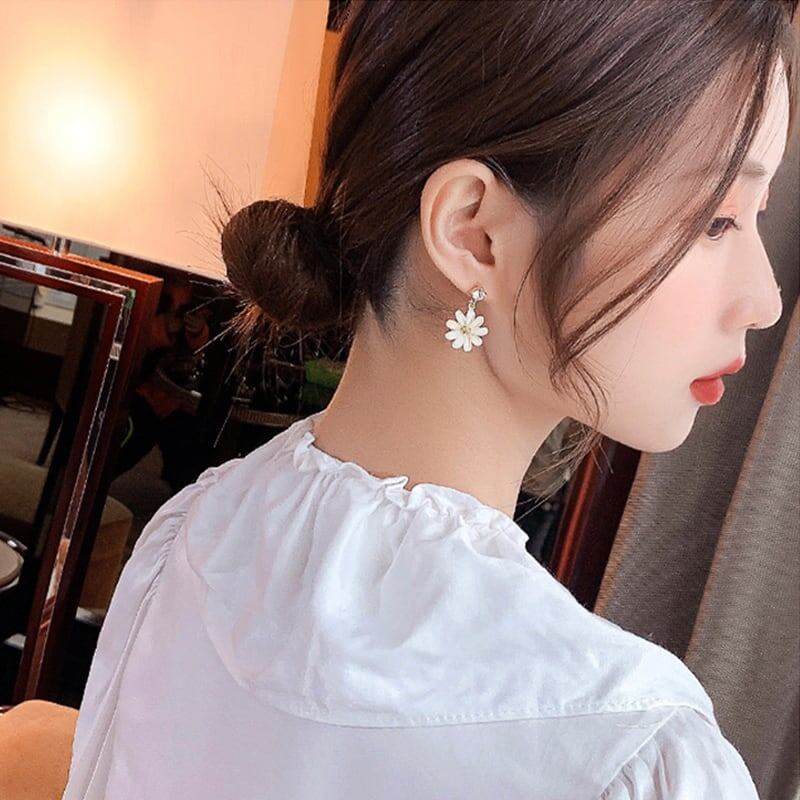 美人度アップ チャーミング 合わせやすい イアリング アクセサリー<ins-3066>