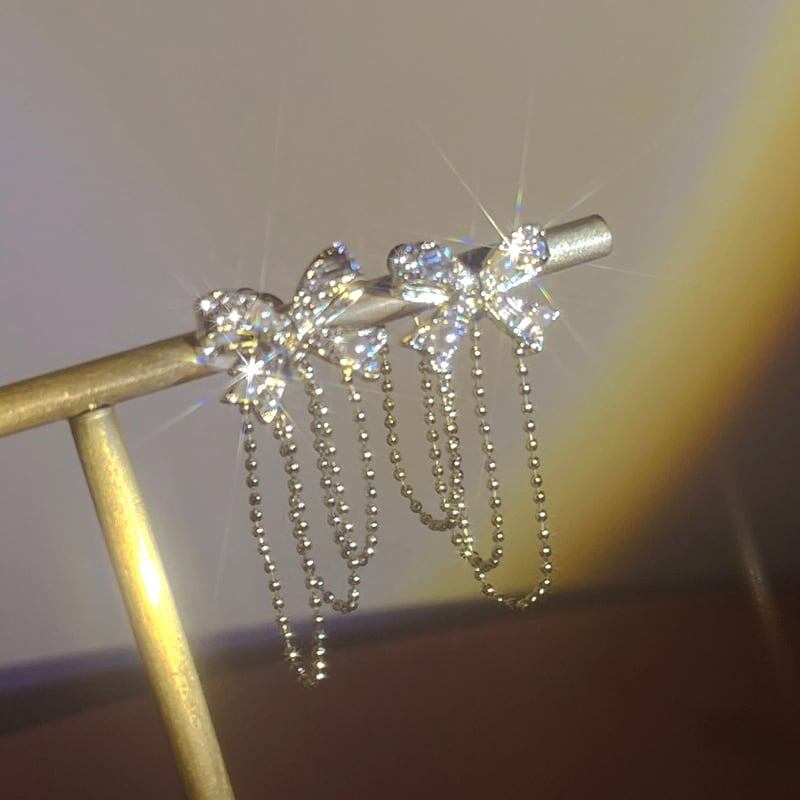 個性的なデザイン オシャレ度満点 高級感溢れる イアリング アクセサリー<ins-2983>