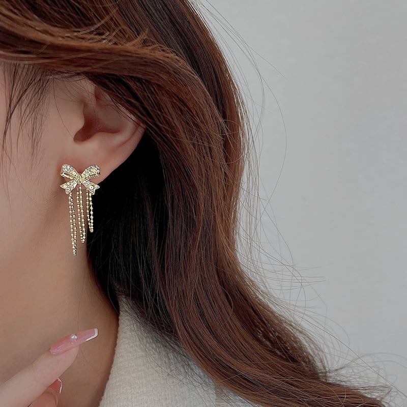 個性的なデザイン オシャレ度満点 高級感溢れる イアリング アクセサリー<ins-2983>