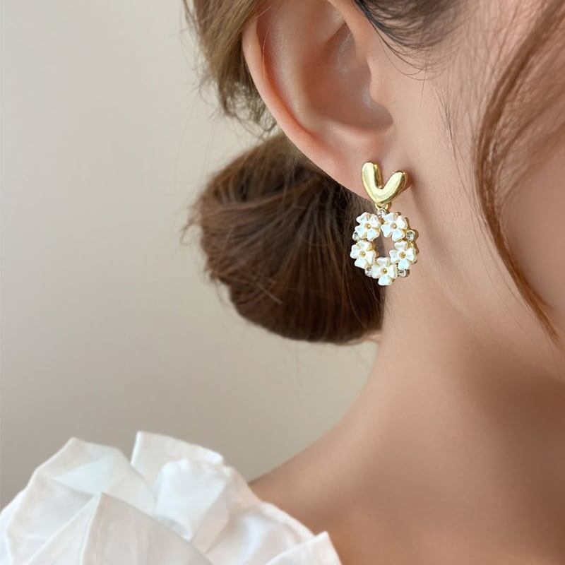 個性的なデザイン 一目惚れ オシャレ度満点 イアリング アクセサリー<ins-2927>