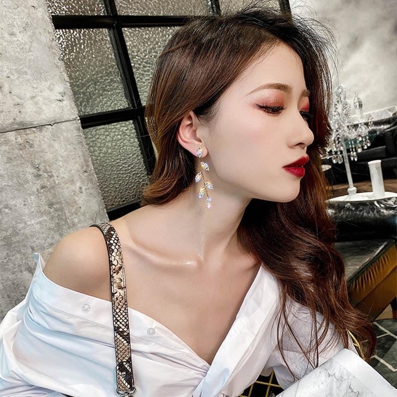 高級感溢れる 気質溢れる 女性力を高める ピアス アクセサリー<ins-3652>